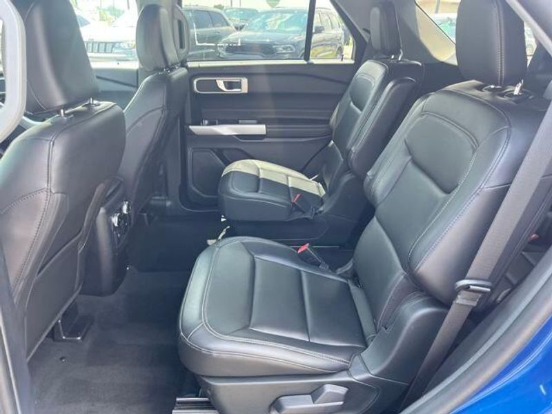 Used 2022 Ford Explorer XLT