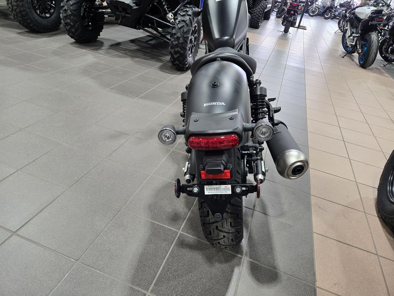 2025 Honda REBEL 300 MATTE BLACK METALLIC Image 16