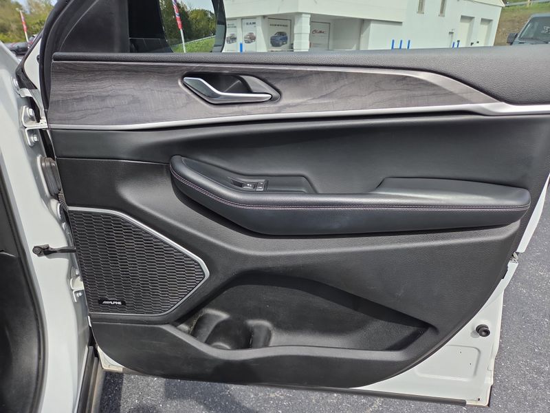 2022 Jeep Grand Cherokee Limited photo 17