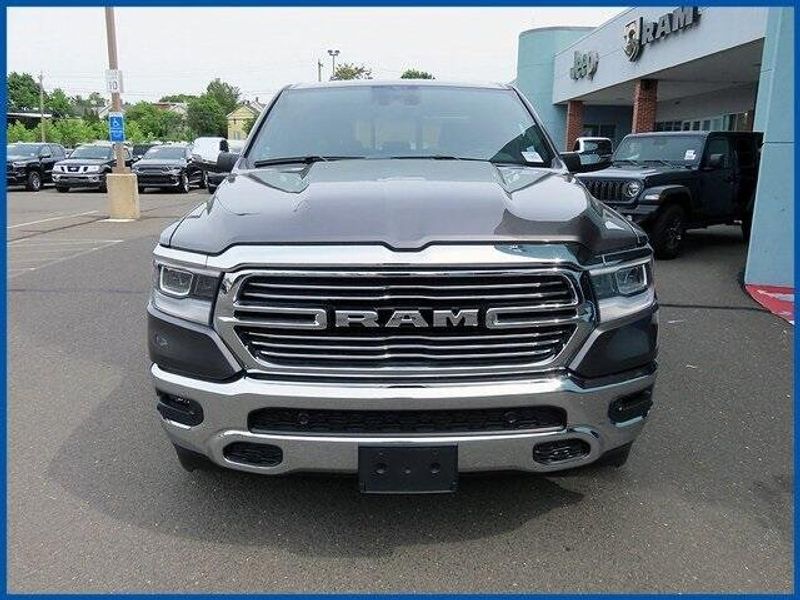 2023 RAM 1500 LaramieImage 3