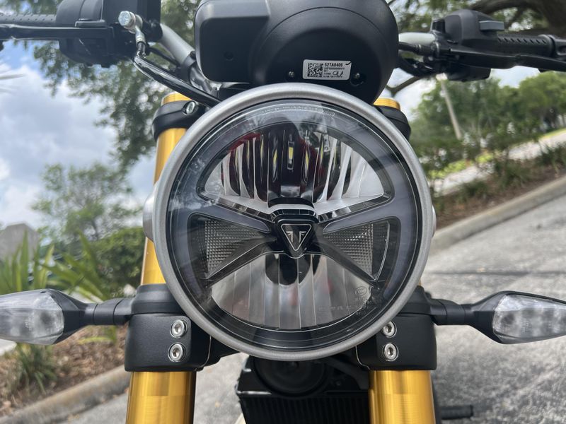 2025 Triumph SPEED 400