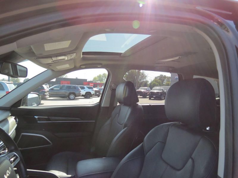 Used 2022 Kia Telluride EX AWD 4dr SUVImage 21