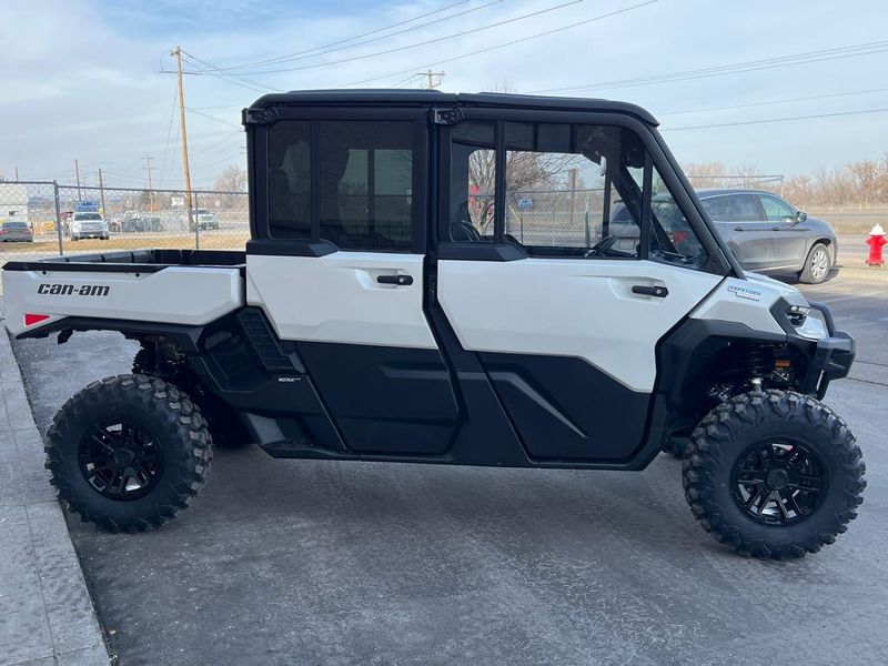 New 2026 Can-Am DEFENDER MAX LTD HD11 