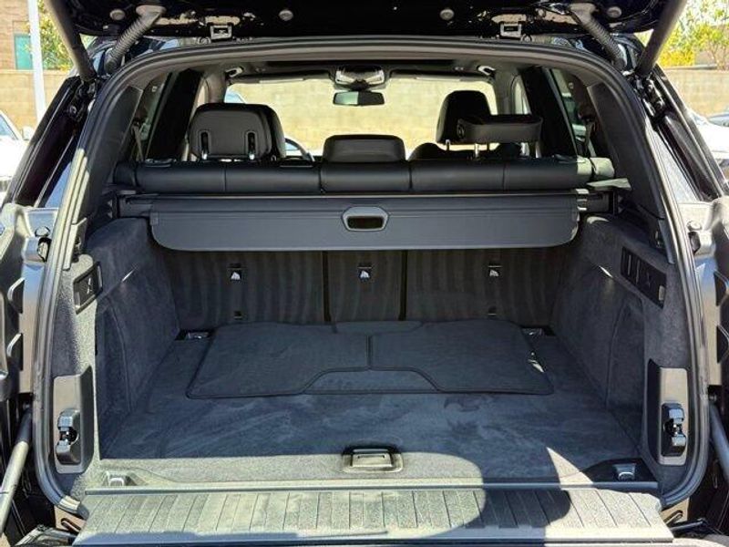 Used 2026 BMW X5 sDrive40iImage 16