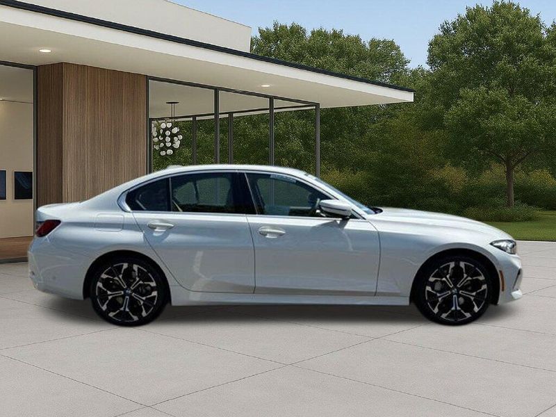 Used 2026 BMW 3 Series 330iImage 7