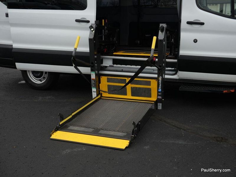 2019 Ford Transit-350 XLImage 17