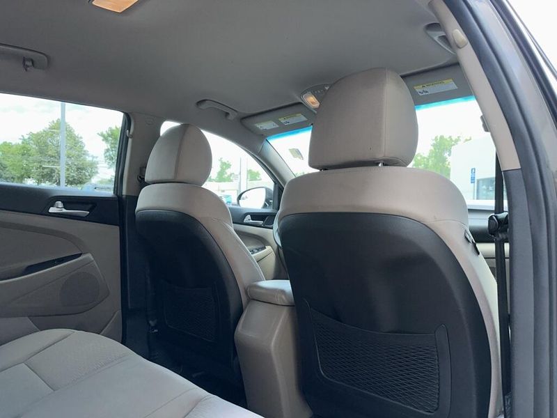 2020 Hyundai Tucson SEImage 18