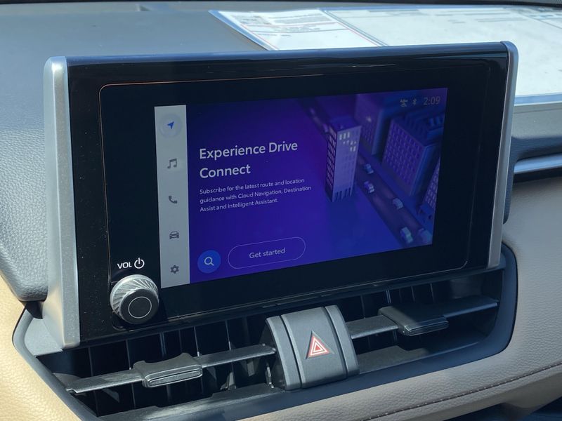 New 2025 Toyota RAV4 XLEImage 15