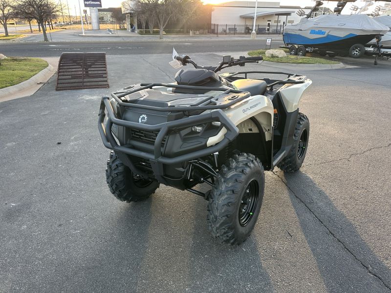 2025 Can-Am OUTLANDER PRO HD7 DESERT TANImage 4