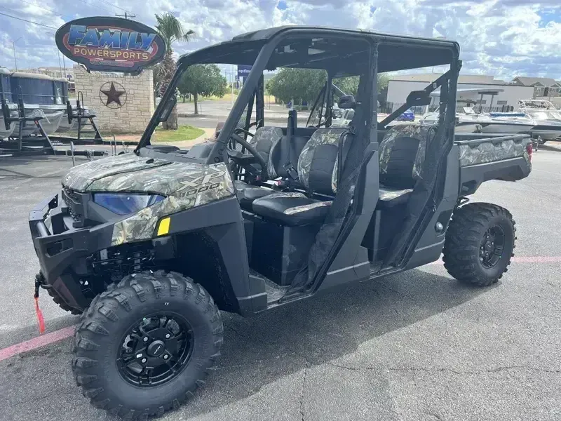 2025 Polaris RANGER CREW XP 1000 PREMIUM PURSUIT CAMOImage 3