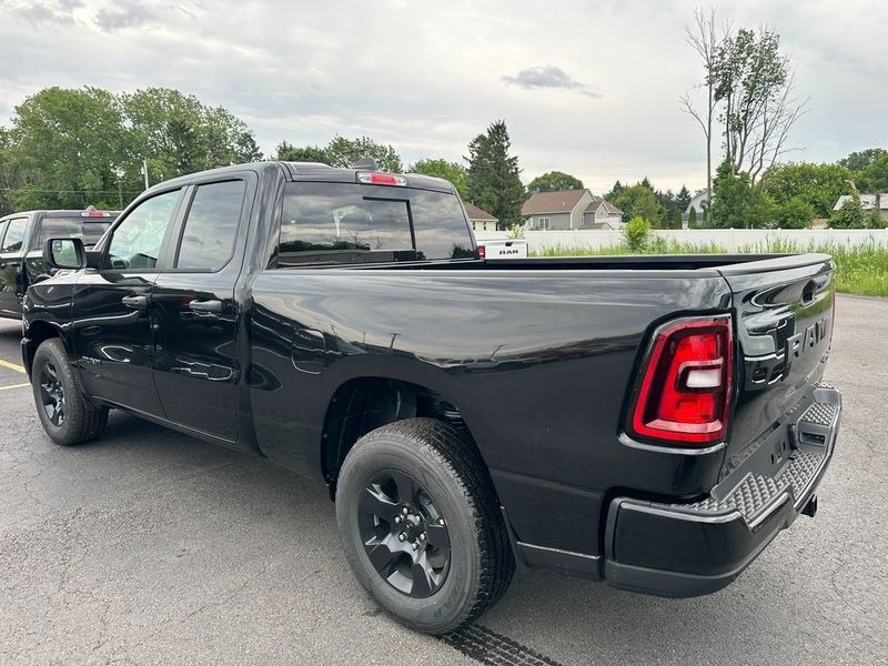 2025 RAM 1500 Tradesman Quad Cab 4x4 6