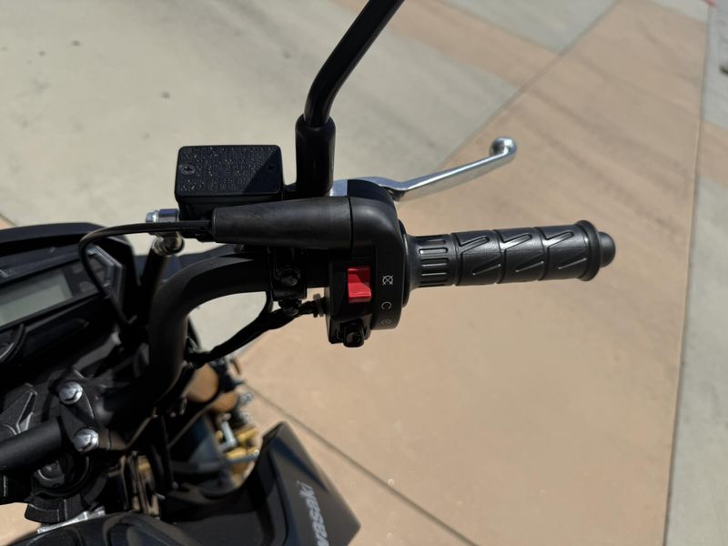 2025 Kawasaki Z125 PRO Image 4
