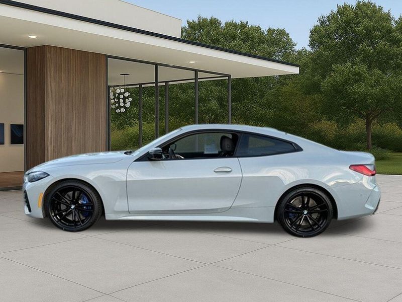 Used 2022 BMW 4 Series M440iImage 16