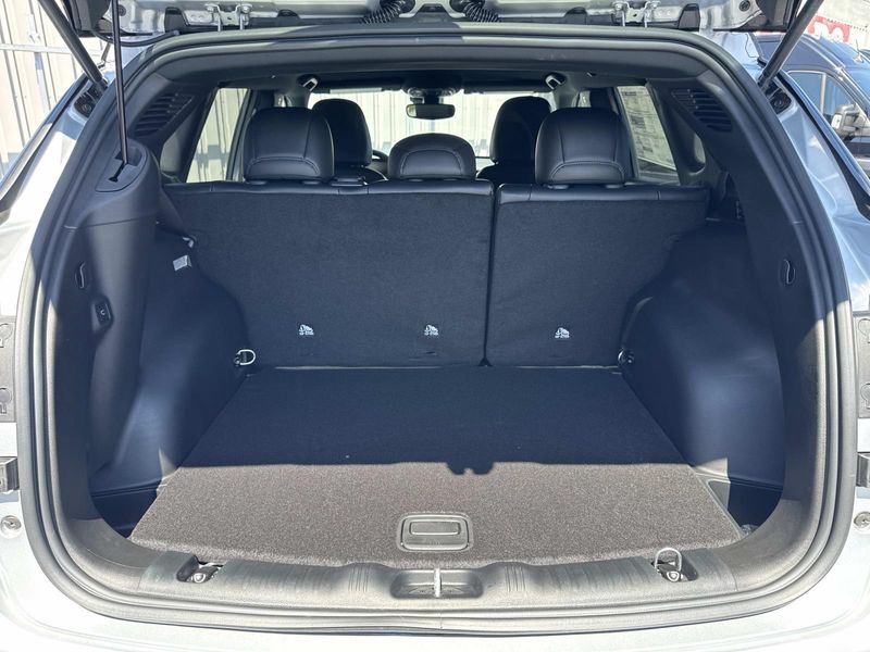 New 2026 Jeep Compass Trailhawk 4x4