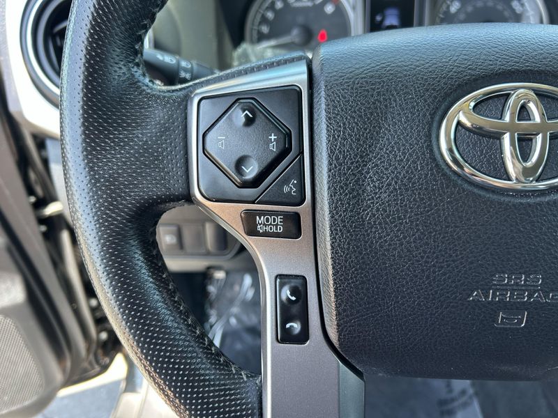 Used 2022 Toyota Tacoma SR5Image 26