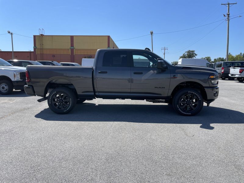 2025 Ram 2500 Big Horn photo 8