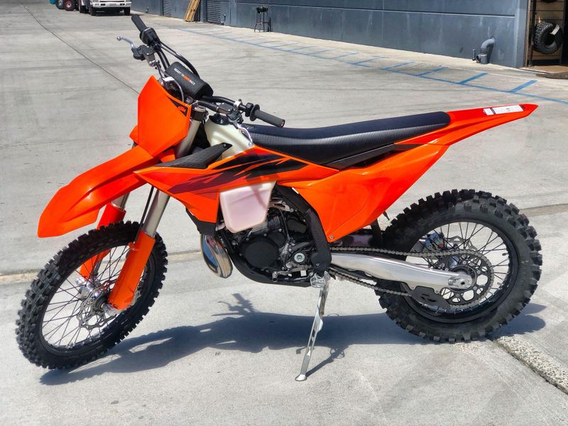 New 2027 KTM 250 XC Image 14