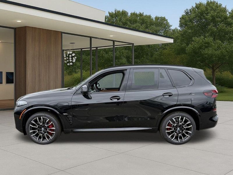 New 2026 BMW X5 xDrive50eImage 13