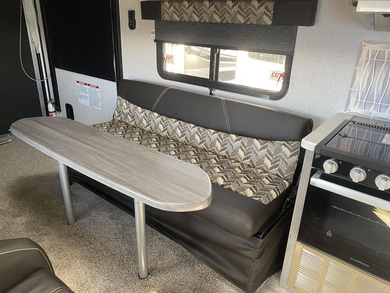 New 2025 DESERT FOX 27FS Image 21