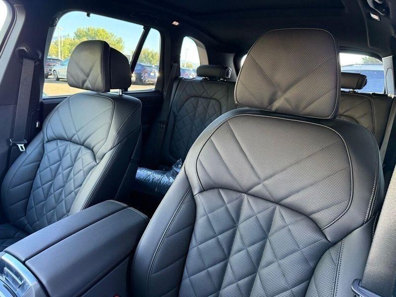 New 2026 BMW X5 M60iImage 21