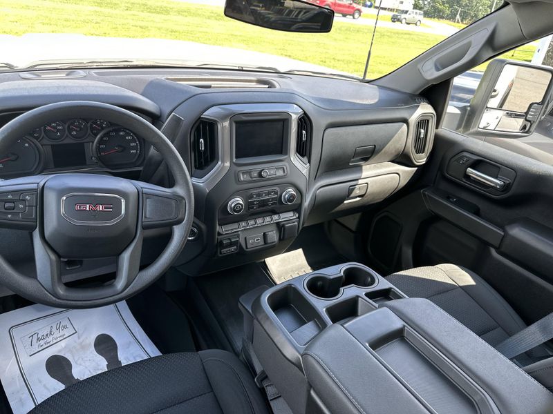 2024 GMC Sierra 2500HD ProImage 18