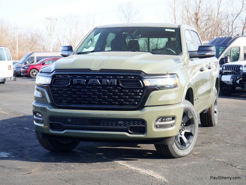 New 2026 RAM 1500 Big Horn Crew Cab 4x4 5'7' Box