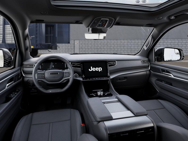 2026 Jeep Grand Wagoneer Limited Reserve 4x4Image 14