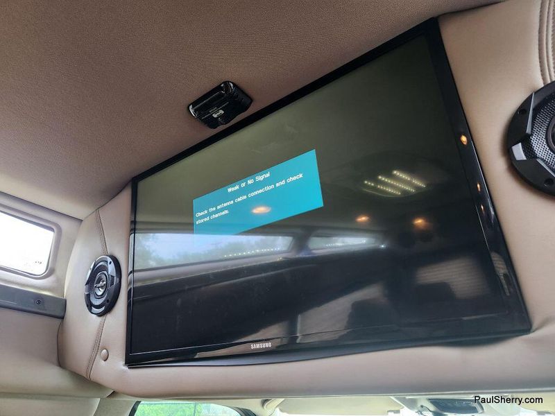 2018 GMC Savana 2500 Image 40