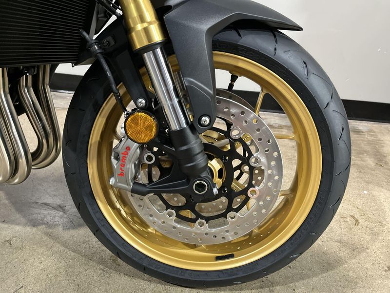 New 2025 Honda CB1000 HORNET SP Image 12