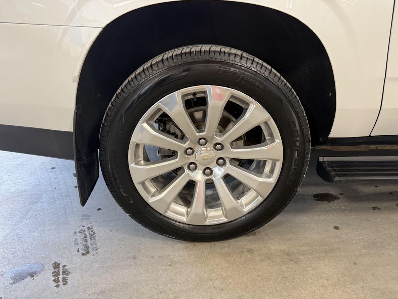 Used 2021 Chevrolet Suburban PremierImage 8