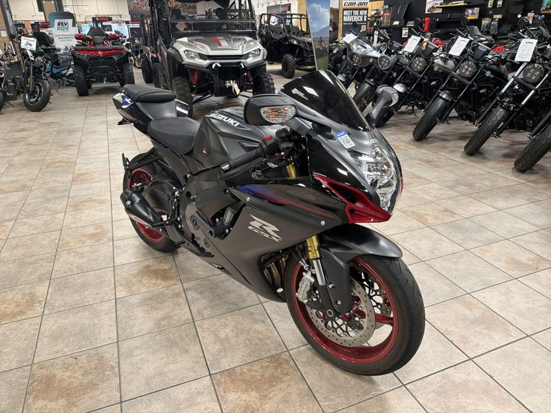 Used 2026 Suzuki GSX-R750 CA Image 11
