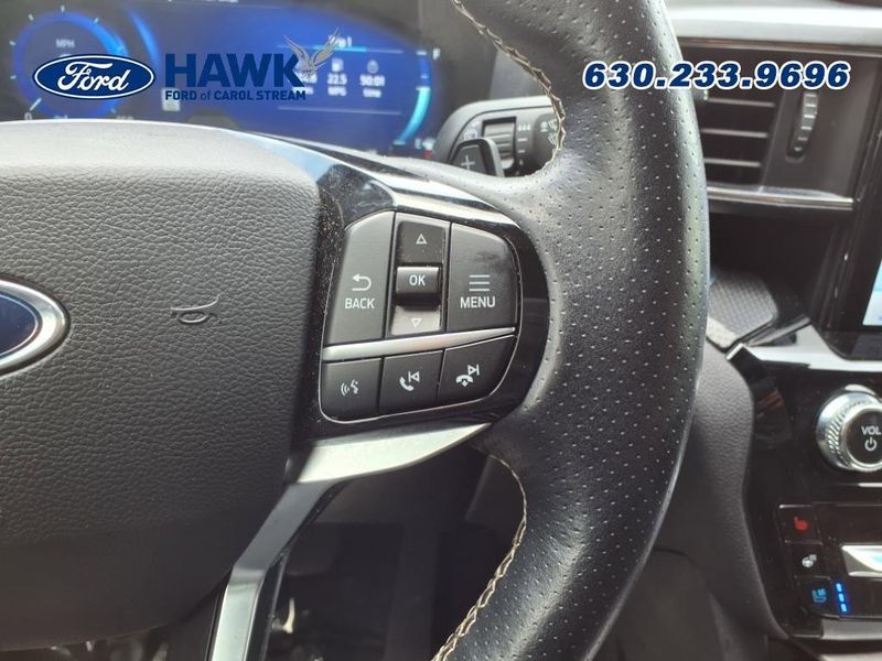 2022 Ford Explorer ST photo 15