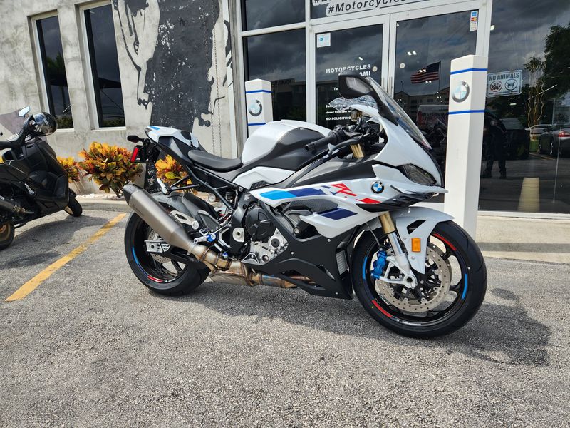 2024 BMW S 1000 RR Image 10