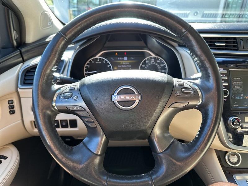 Used 2023 Nissan Murano PlatinumImage 32