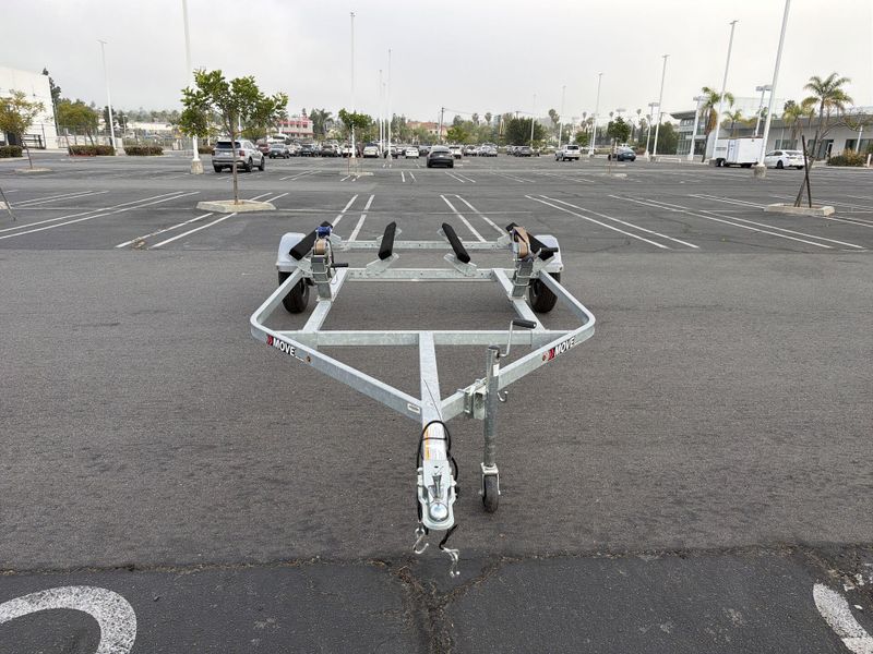 New 2023 Sea Doo MOVE II GAL Image 10