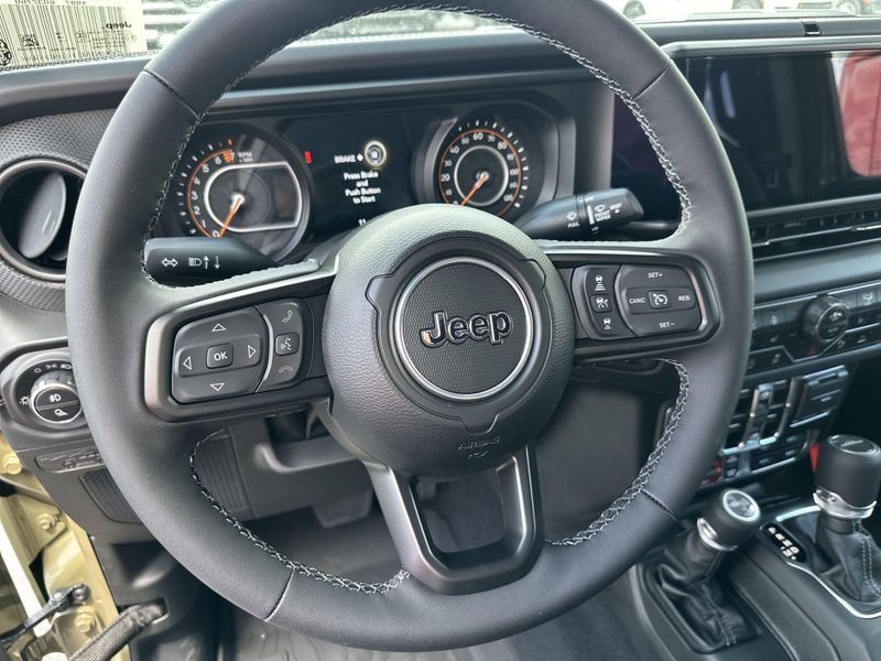 New 2025 Jeep Gladiator Rubicon X 4x4Image 23