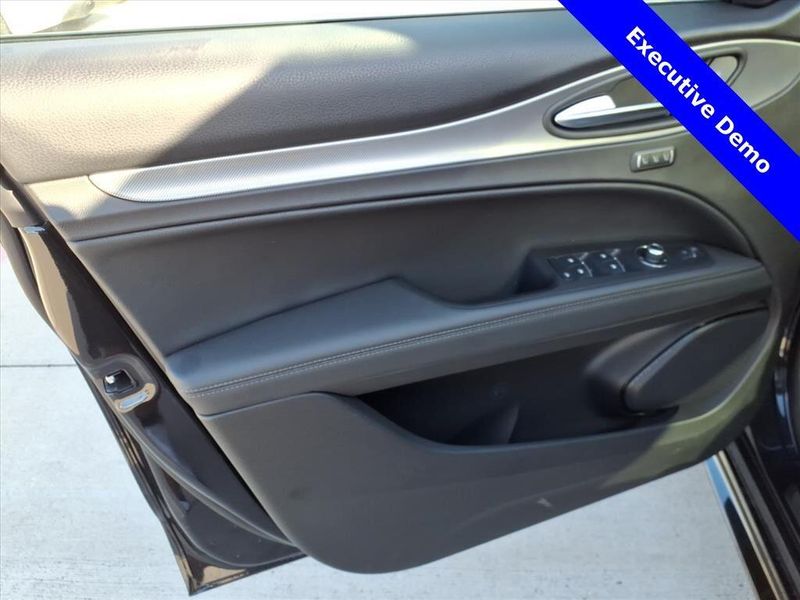 New 2025 Alfa Romeo Stelvio AwdImage 26