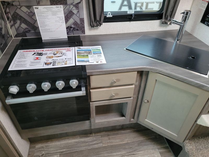 New 2026 NORTHWOOD MFG ARCTIC FOX 990 Image 10