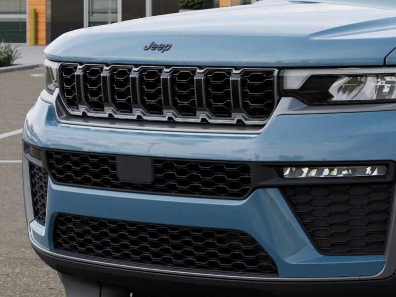 New 2026 Jeep Grand Cherokee Limited 4x4Image 31