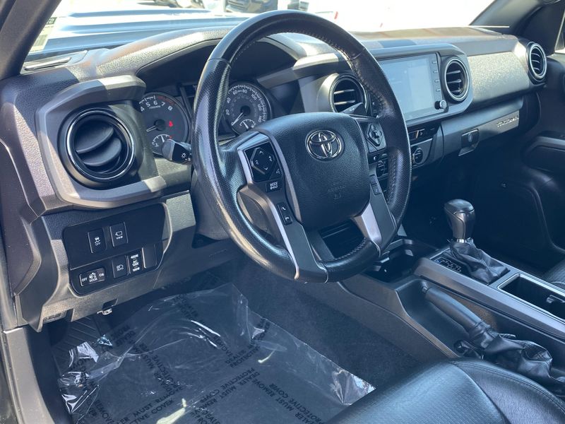 Used 2022 Toyota Tacoma TRD SportImage 16