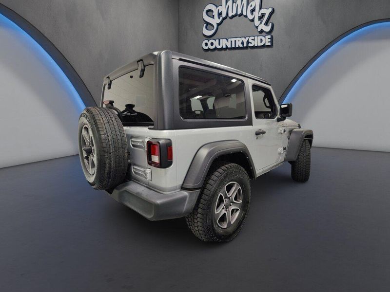Used 2022 Jeep Wrangler Sport S 4x4 w/ HardTop & NavImage 9