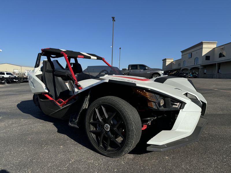 2016 Polaris SLINGSHOT SL LE WHITE PEARL Image 3