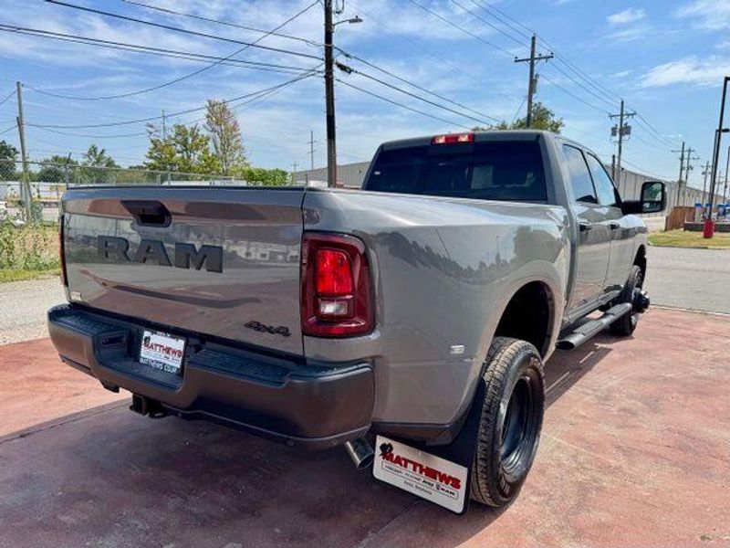 New 2027 RAM 3500 TradesmanImage 6
