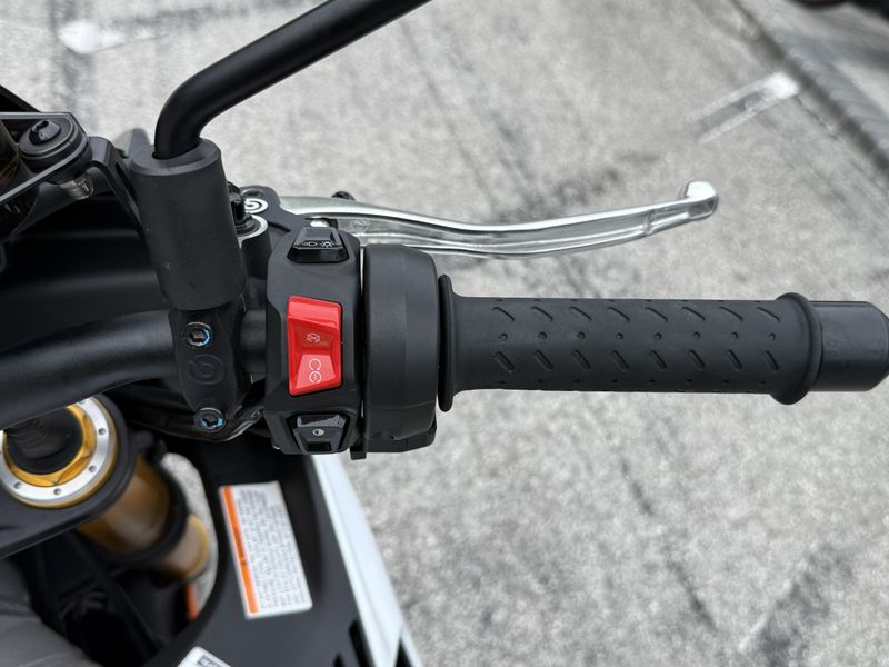 Used 2024 Aprilia TUONO V4 1100 FACTORY 