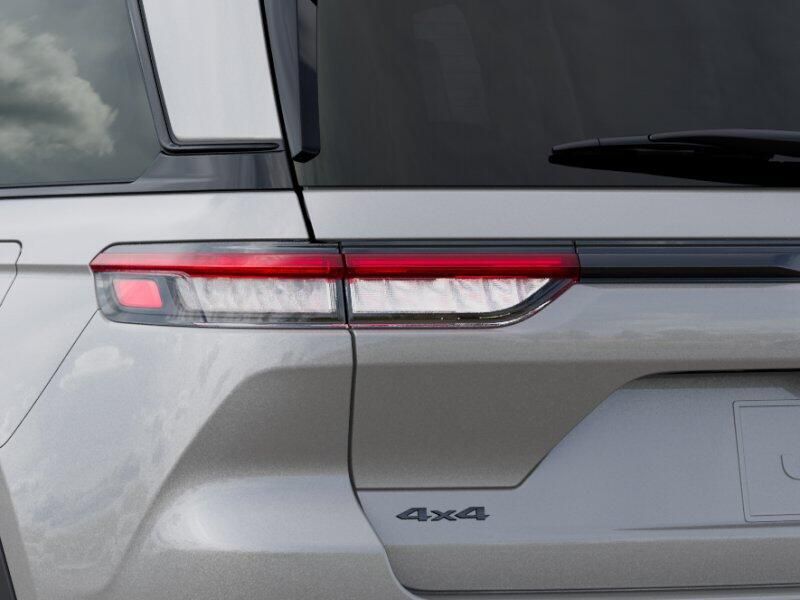 New 2025 Jeep Grand Cherokee Altitude X 4x4