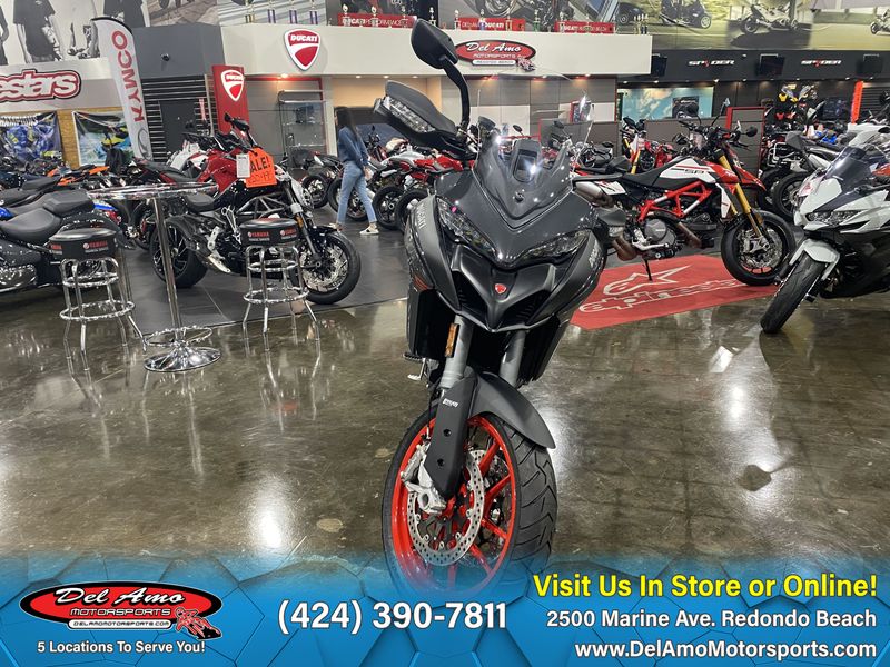 2023 Ducati MULTISTRADA V2 S  in a STREET GREY exterior color. Del Amo Motorsports of Redondo Beach (424) 304-1660 delamomotorsports.com 