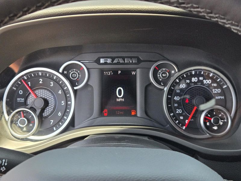 New 2026 RAM 1500 Big Horn Crew Cab 4x2 5'7' Box