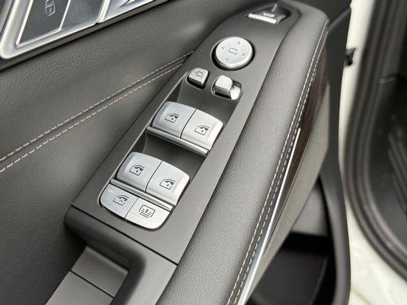 New 2026 BMW X7 xDrive40iImage 16