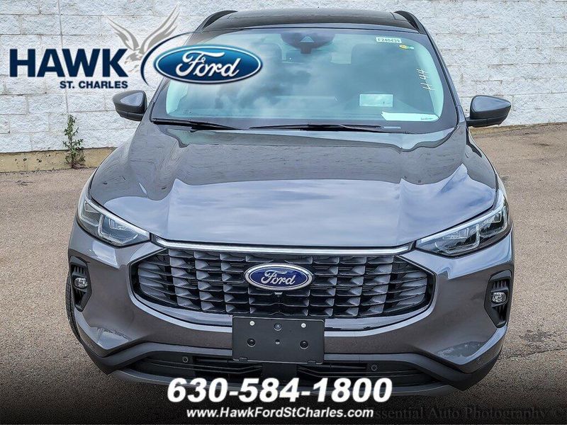 2024 Ford Escape Platinum photo 3