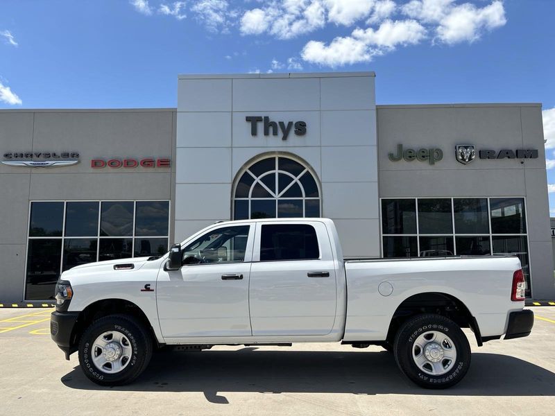 2024 RAM 2500 Tradesman Crew Cab 4x4 6